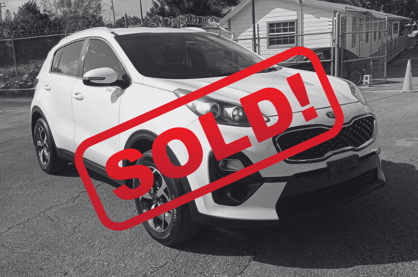 Kia Sportage 2021 (Clear White)